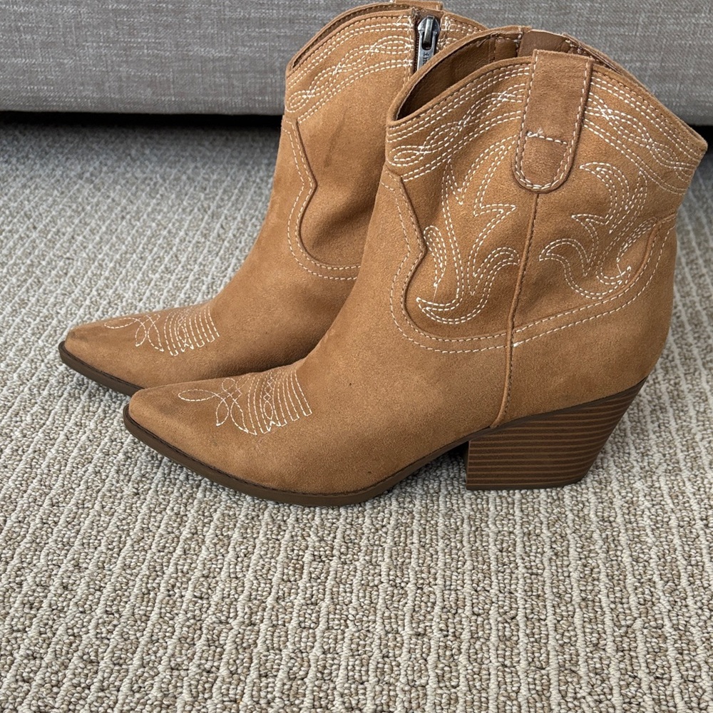 Indigo Tan Embroidered Ankle Booties